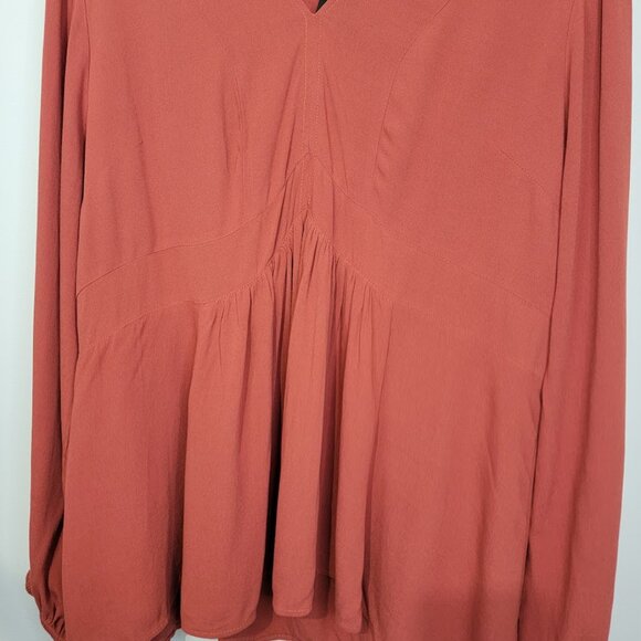 NWT Torrid Burnt Orange Esther Babydoll Top Sz 2X Long Sleeves V-Neck Flowy Fall - Picture 2 of 11